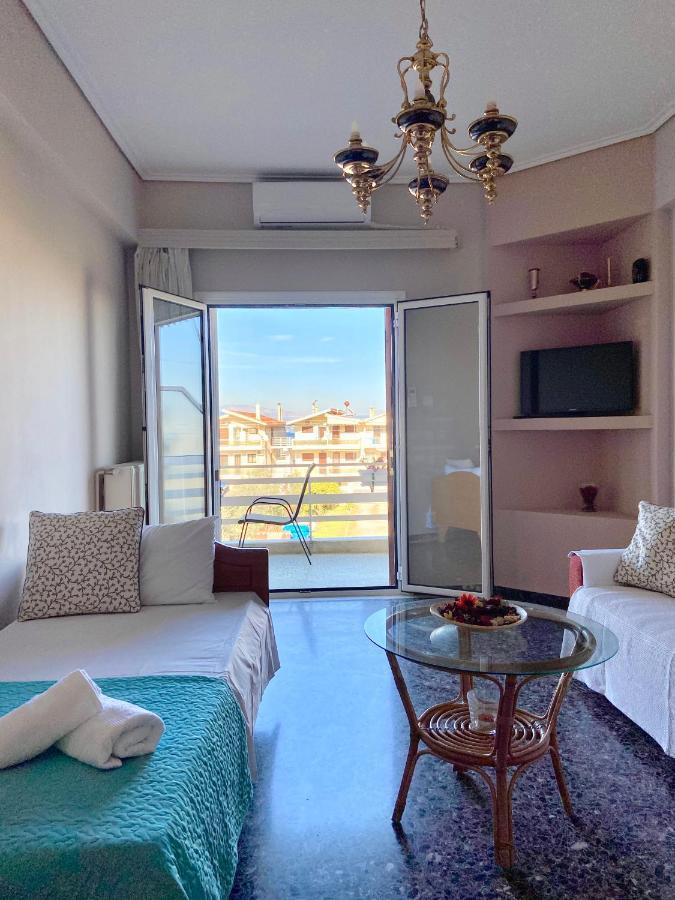 Mpanos Sea Apartment 2 Loutra Oraias Elenis Exterior photo